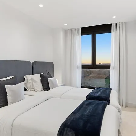 Modern 3 Bedroom With Sea Views Daire *